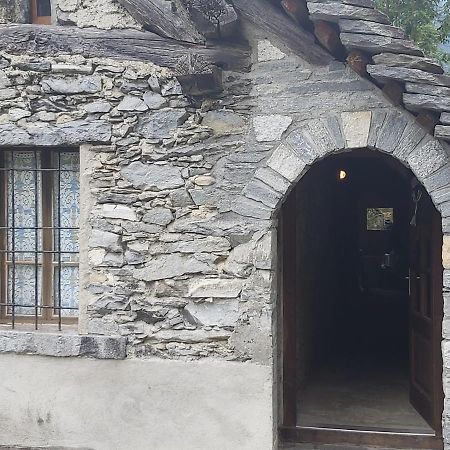 Tepilanti Villa Cerentino Exteriör bild